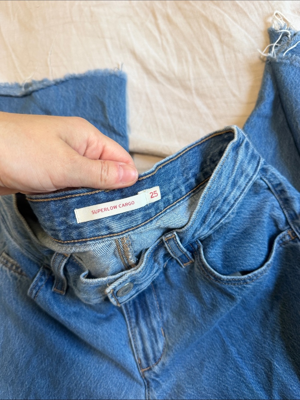 Levi’s super low,baggy - Picture 2 of 3